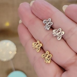 BUTTERFLY STUD EARRINGS, Choice of Color